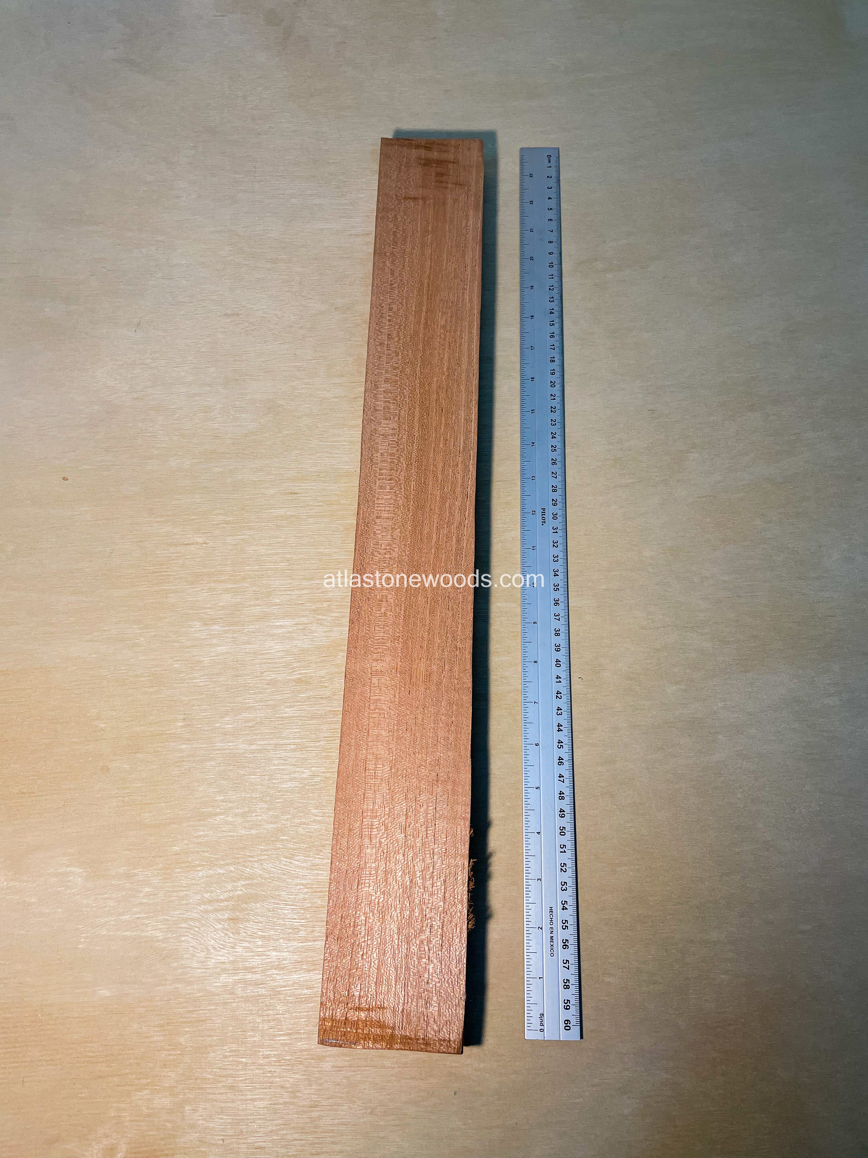 Guitar Neck Red Cedar (Cedrela Odorata) - Quarter Sawn