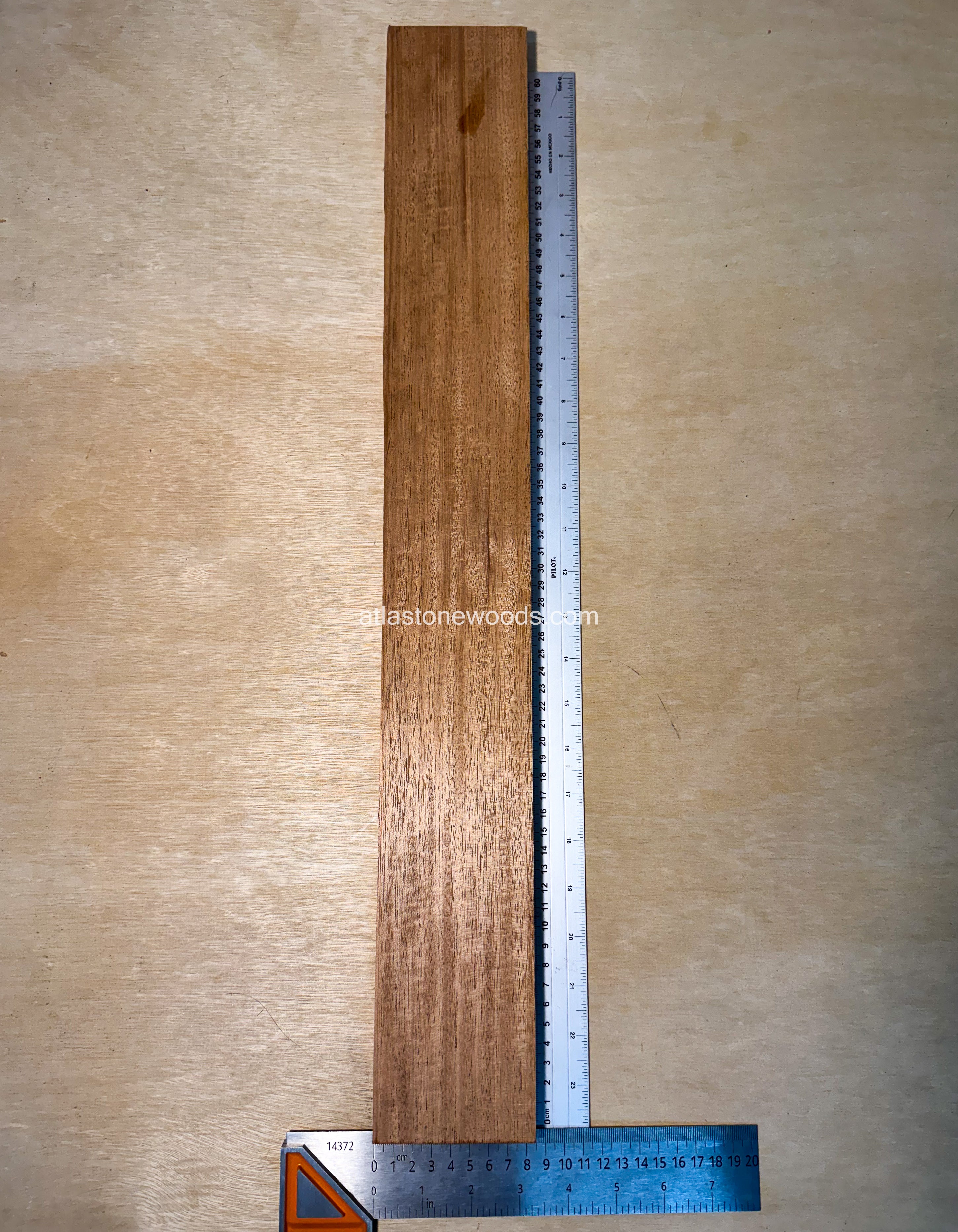 Brazo para guitarra Caoba Honduras (Swietenia macropyllia king) Corte 100% radial (quarter sawn)